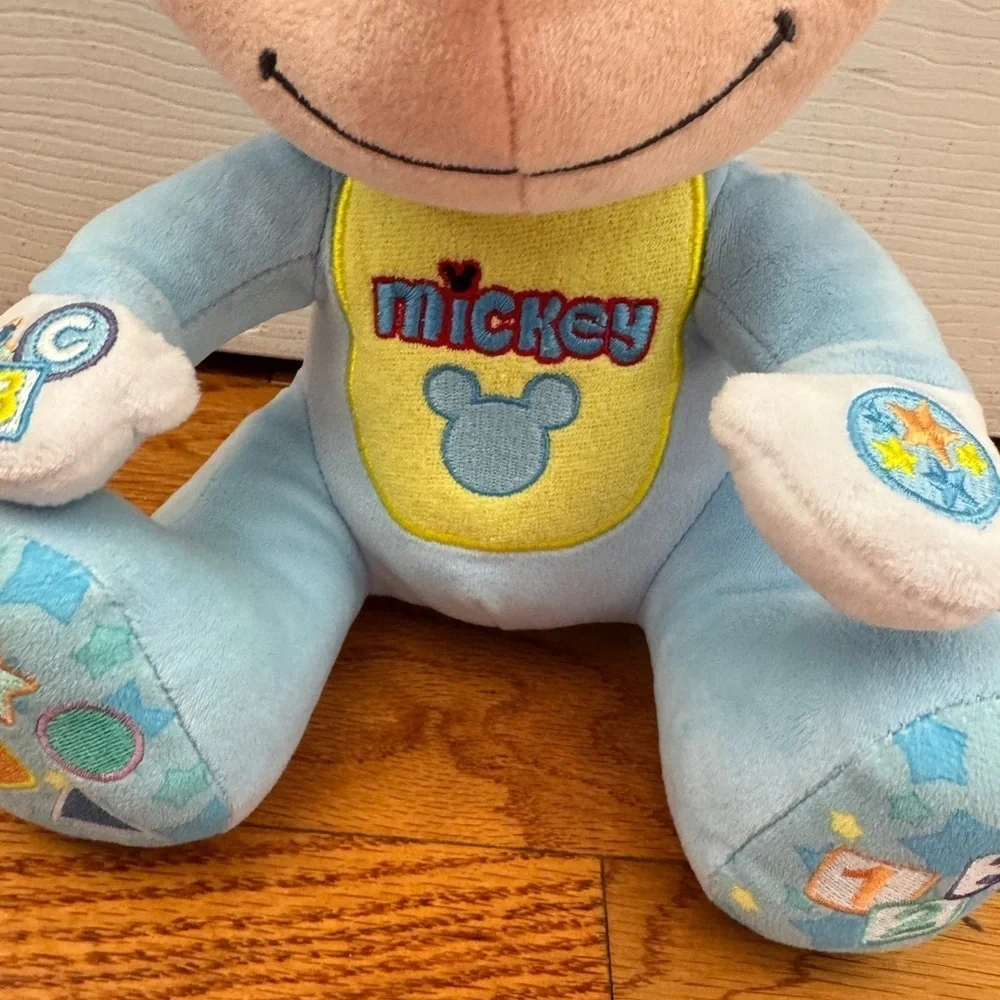 NWOT Mickey Mouse Learning Toy